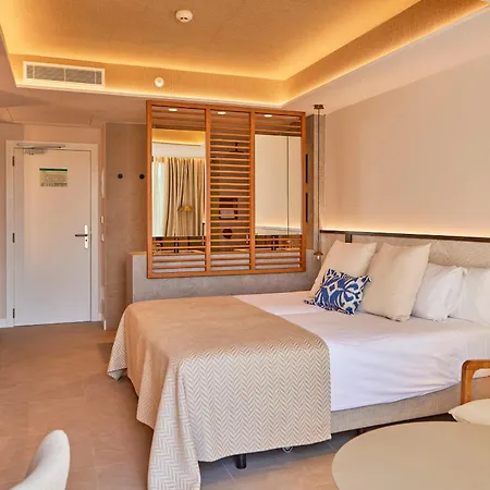 Universal Grand León&spa Hotel